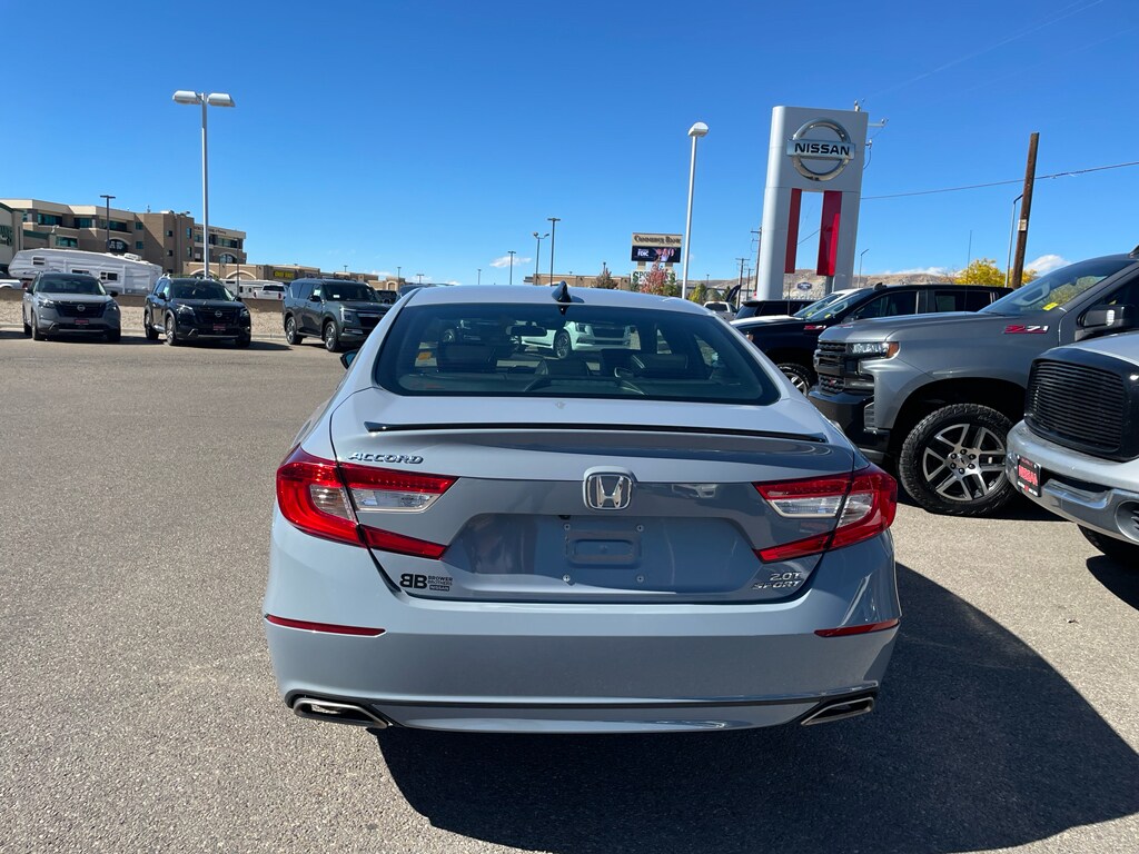 2021 Honda Accord Sport photo 4