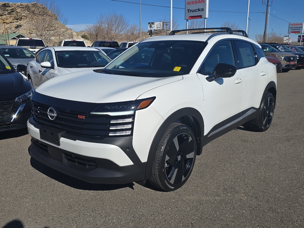 2026 Nissan KICKS SR AWD's photo