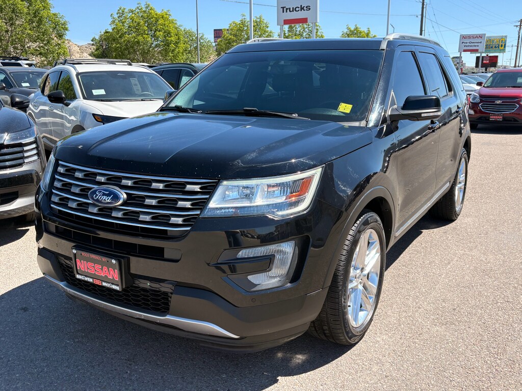 2017 Ford Explorer XLT 4WD's photo