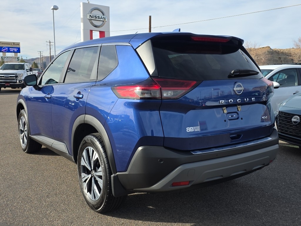 Used 2022 Nissan Rogue SV Sport Utility
