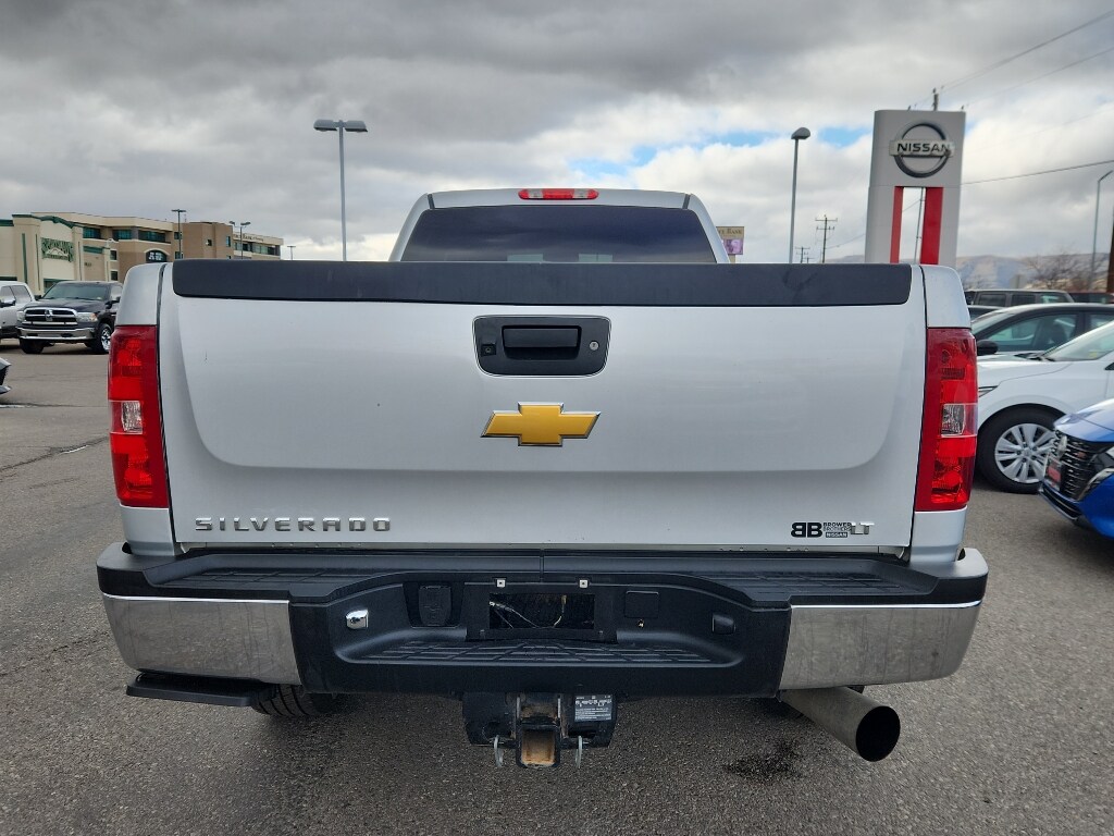 2014 Chevrolet Silverado LT photo 4