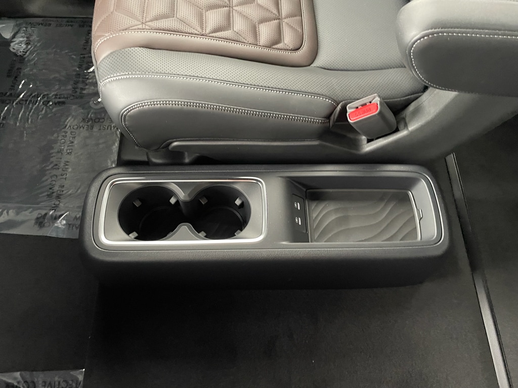 2026 Nissan Armada Platinum - Photo 23
