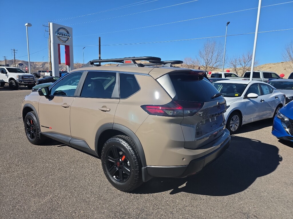 2026 Nissan Rogue SV photo 2