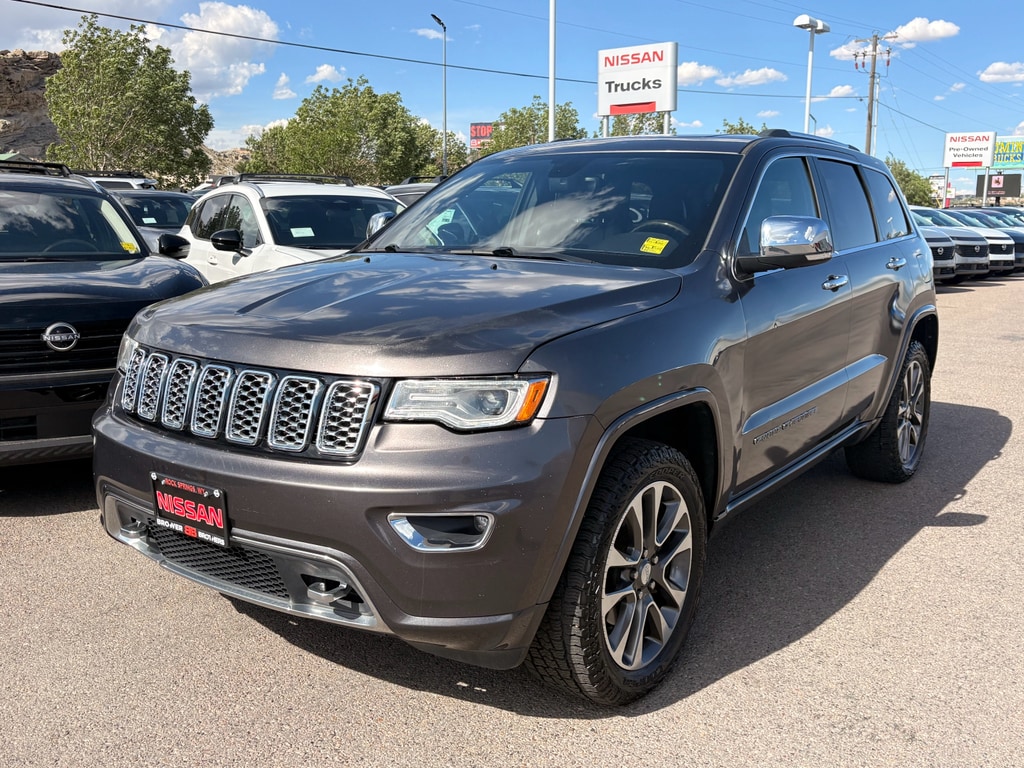 2017 Jeep Grand Cherokee Overland 4WD's photo