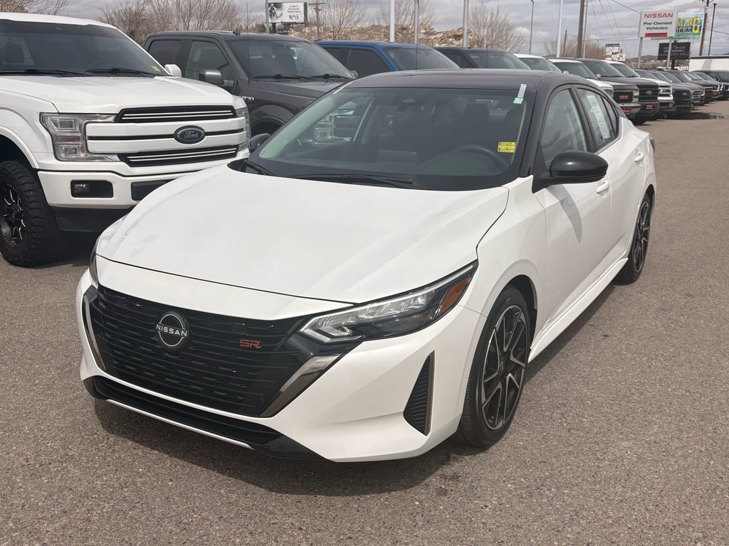 2024 Nissan Sentra SR CVT's photo