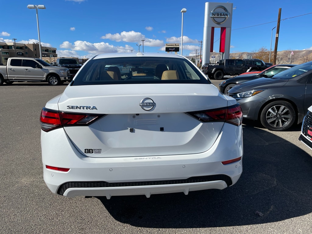 New 2025 Nissan Sentra SV Sedan