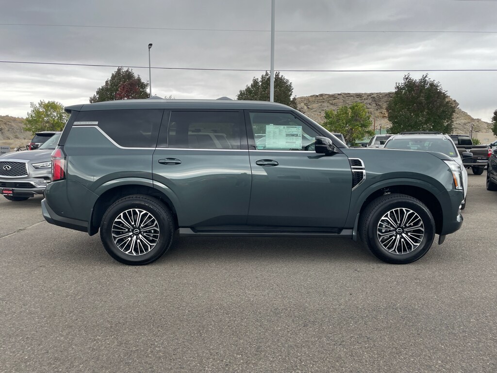 2026 Nissan Armada Platinum - Photo 10
