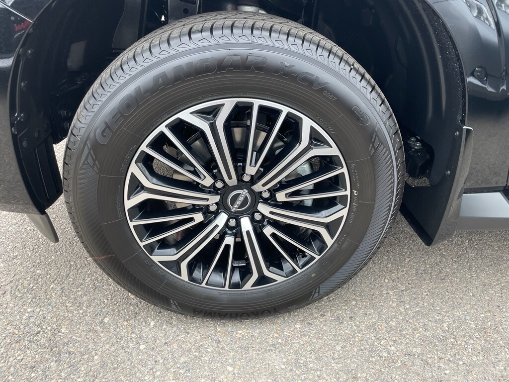 2026 Nissan Armada Platinum - Photo 13