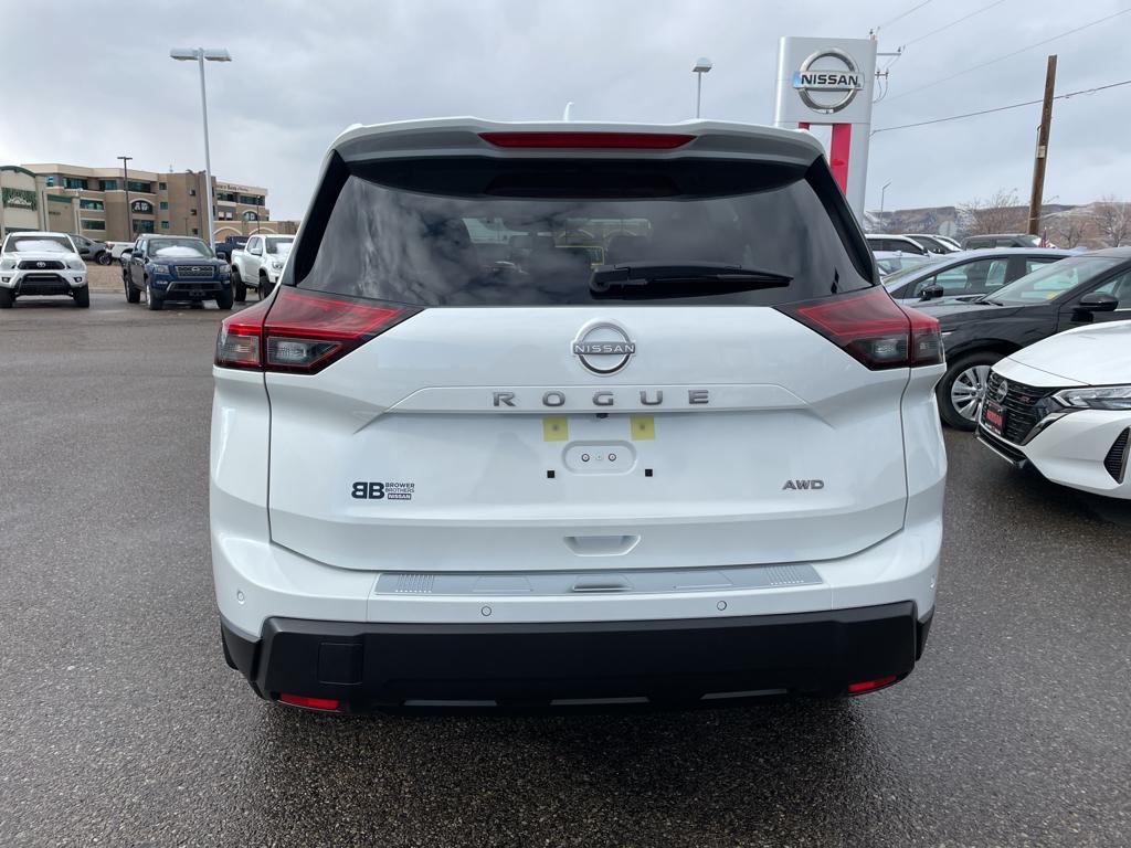 2025 Nissan Rogue SV photo 4