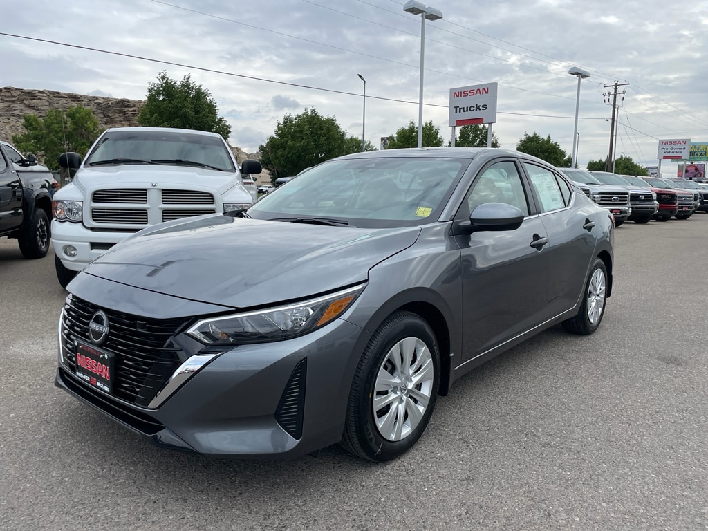 2025 Nissan Sentra S's photo