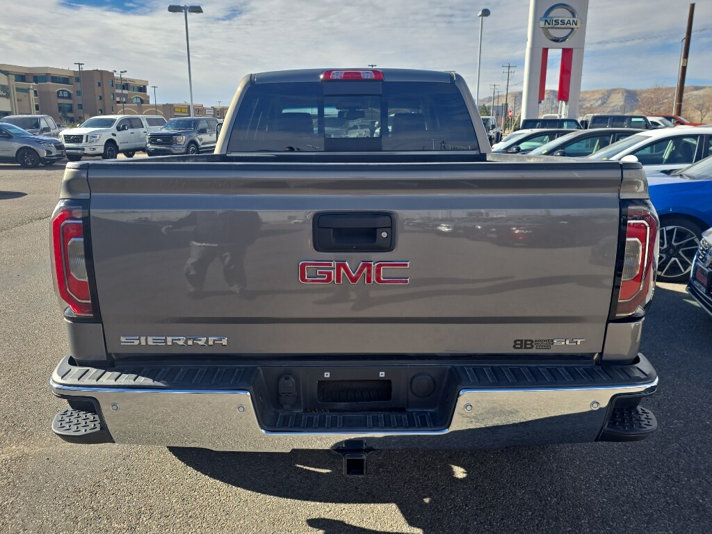 2017 Gmc Sierra 1500 SLT photo 4