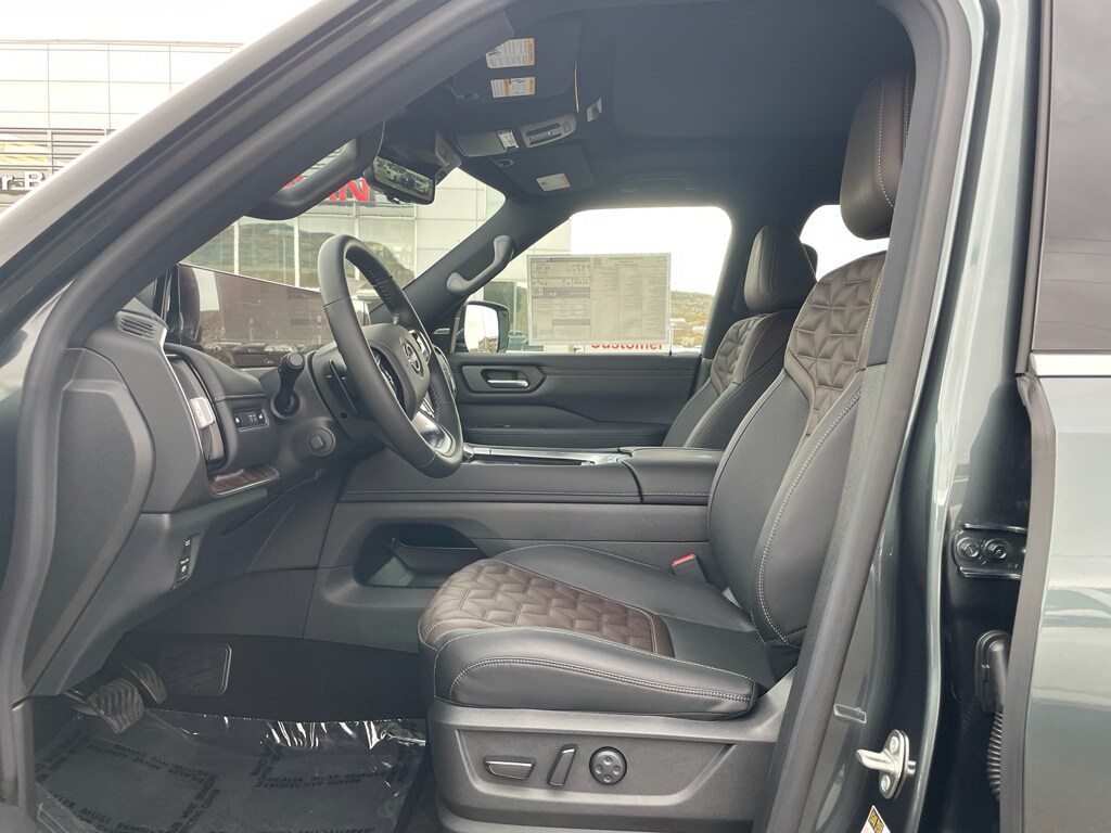 2026 Nissan Armada Platinum - Photo 14