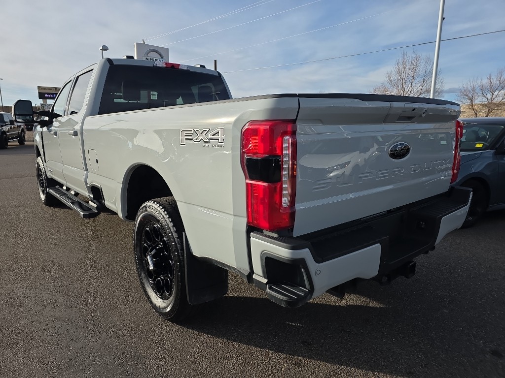 Image of 2025 Ford F-350 Lariat Crew Cab