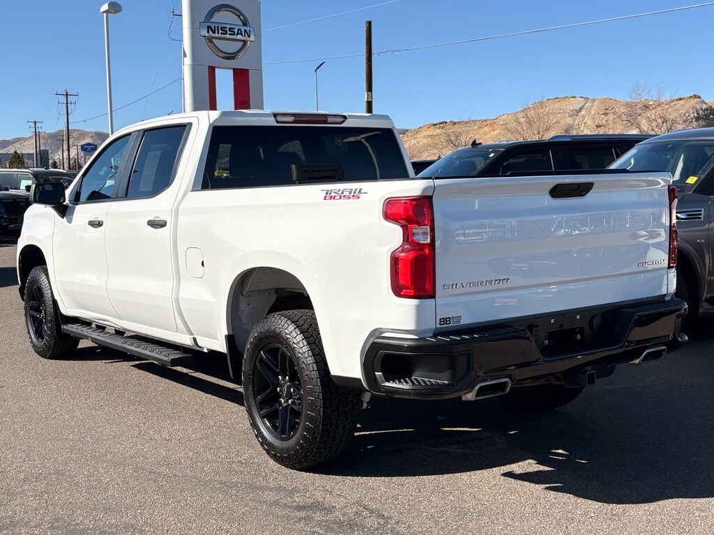 Used 2022 Chevrolet Silverado Custom Trail Boss Crew Cab