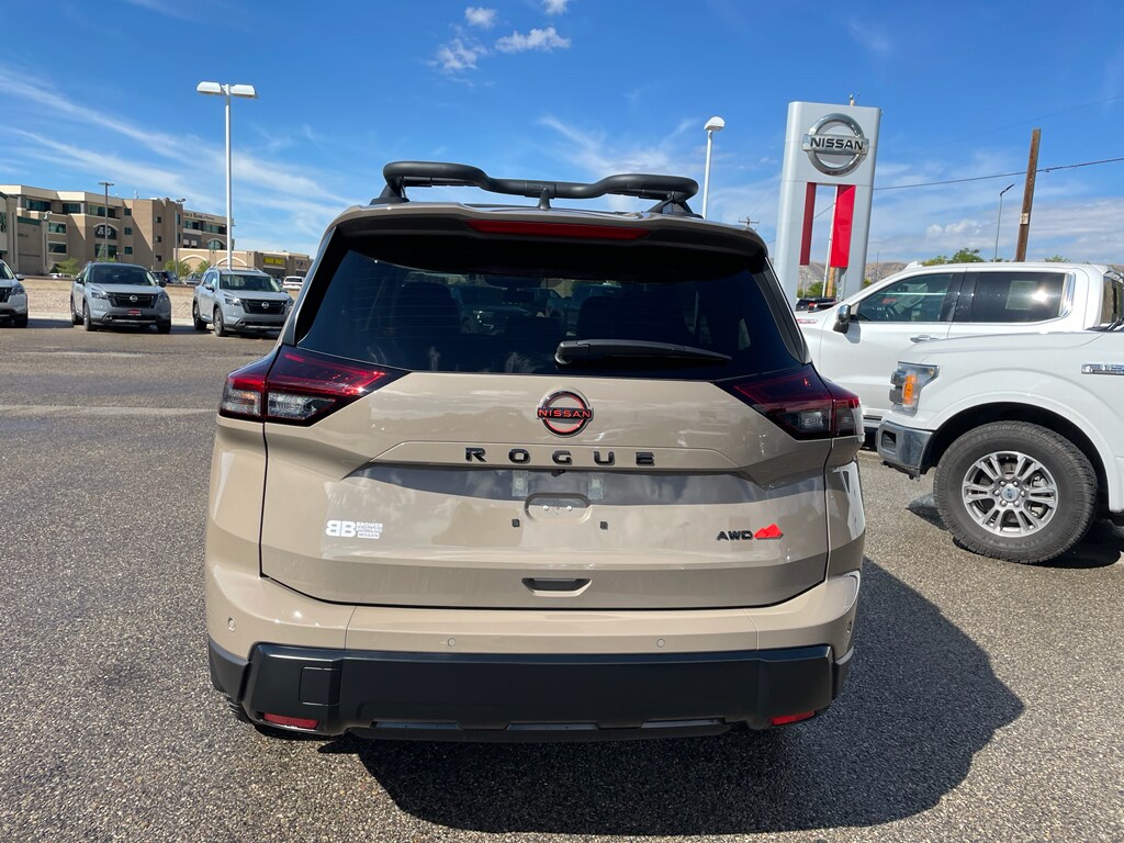 2026 Nissan Rogue SV photo 4