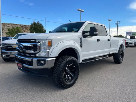 2022 Ford F-350 XLT Crew Cab