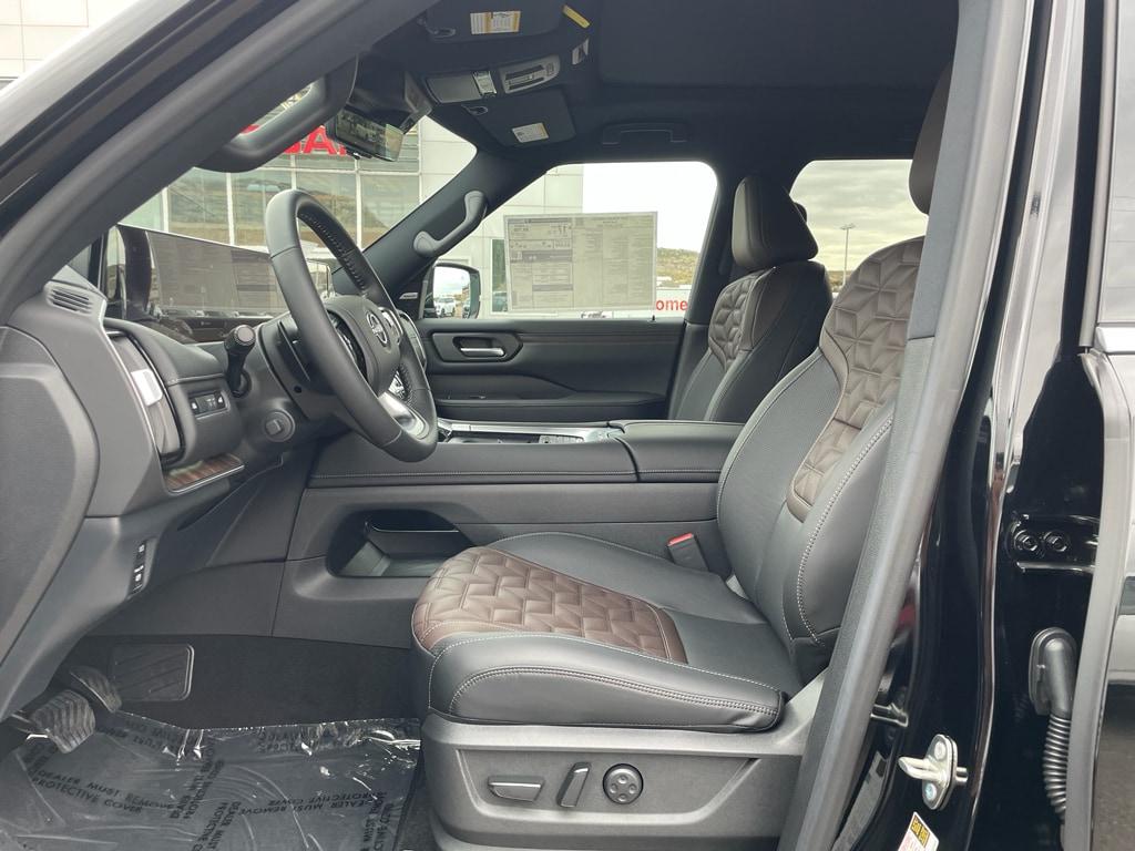2026 Nissan Armada Platinum - Photo 14