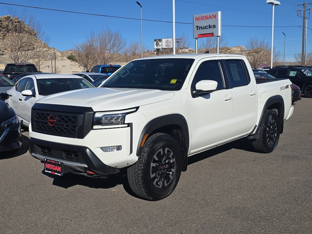 2024 Nissan Frontier PRO-4X's photo