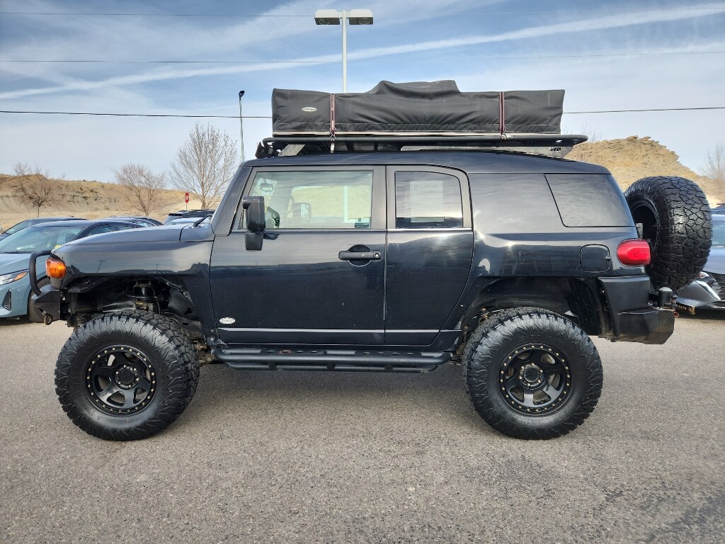 2008 Toyota FJ Cruiser Base photo 2