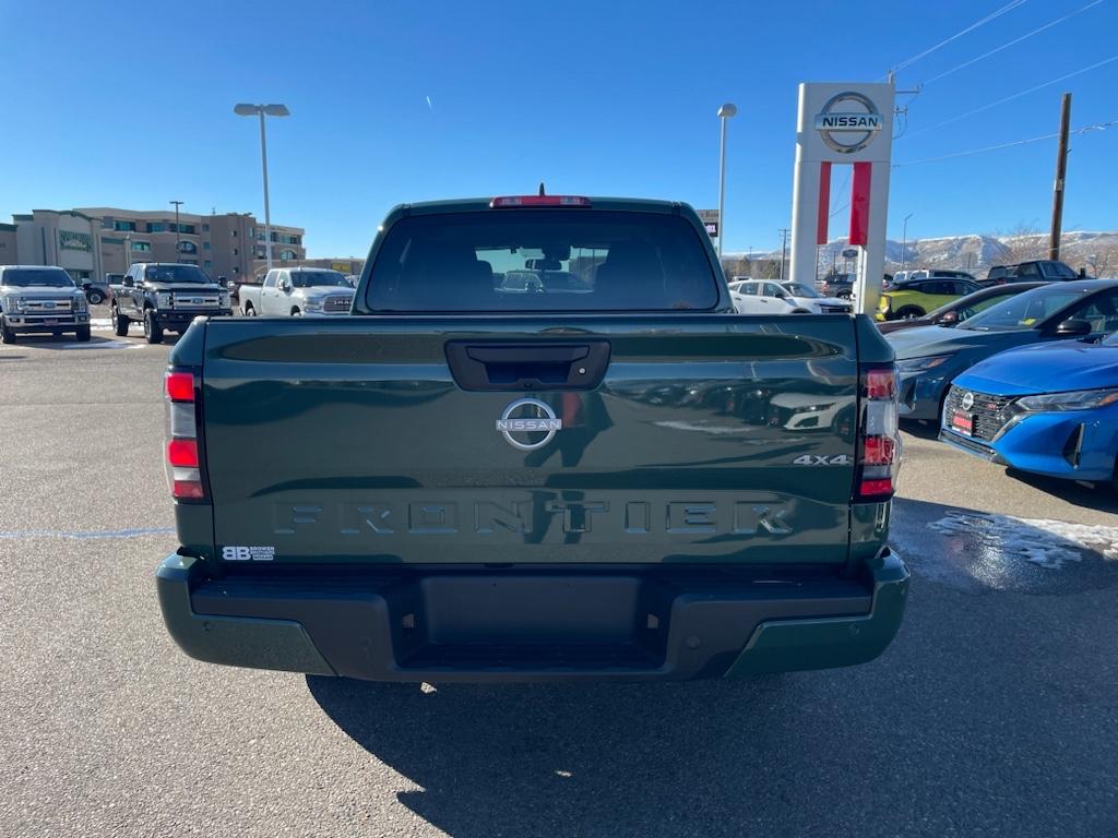 2025 Nissan Frontier SV photo 4