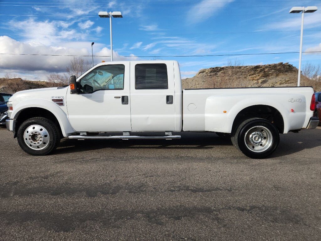 2009 Ford F-450 Lariat photo 2