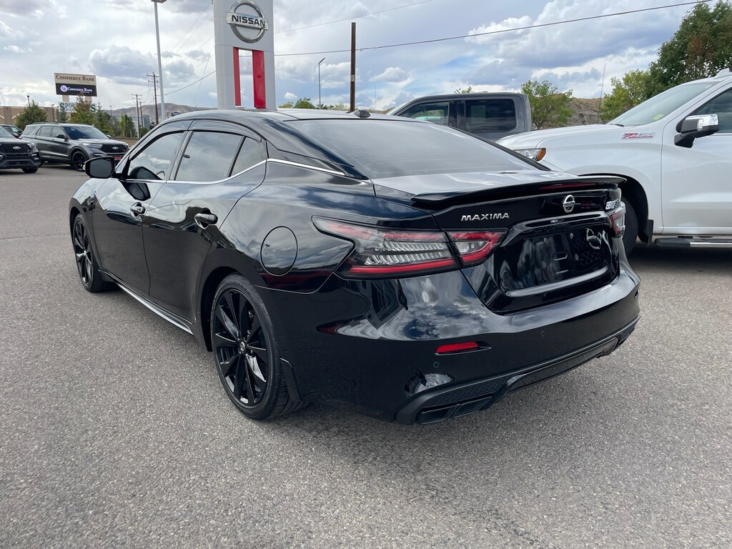 2022 Nissan Maxima SR photo 3