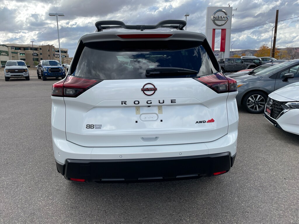 2026 Nissan Rogue SV photo 4