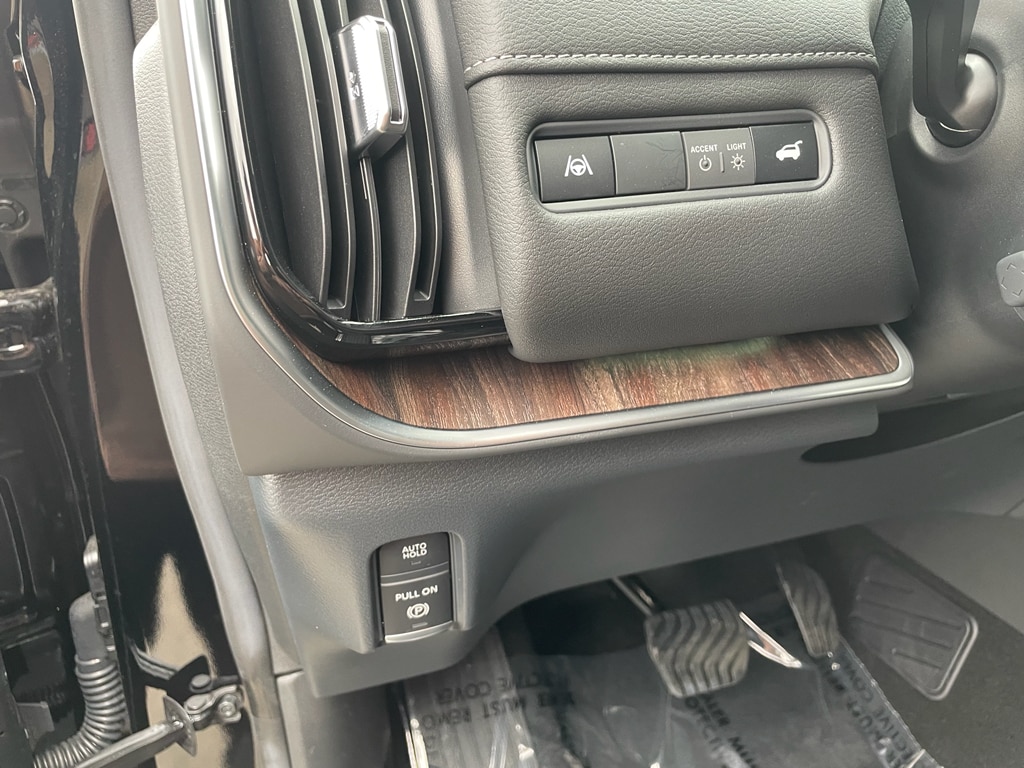 2026 Nissan Armada Platinum - Photo 16