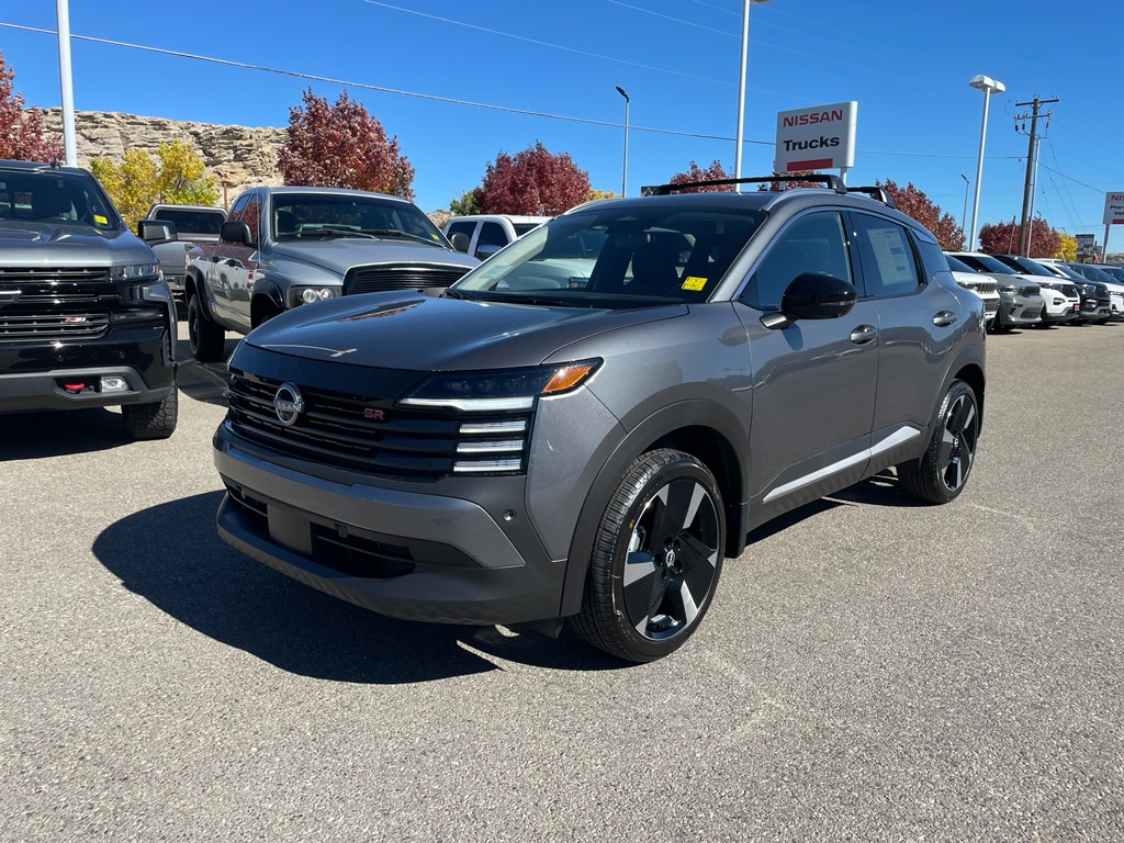 New 2026 Nissan Kicks SR SUV