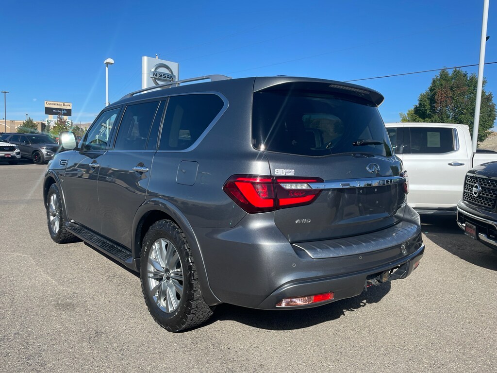 2020 Infiniti QX80 Luxe photo 2