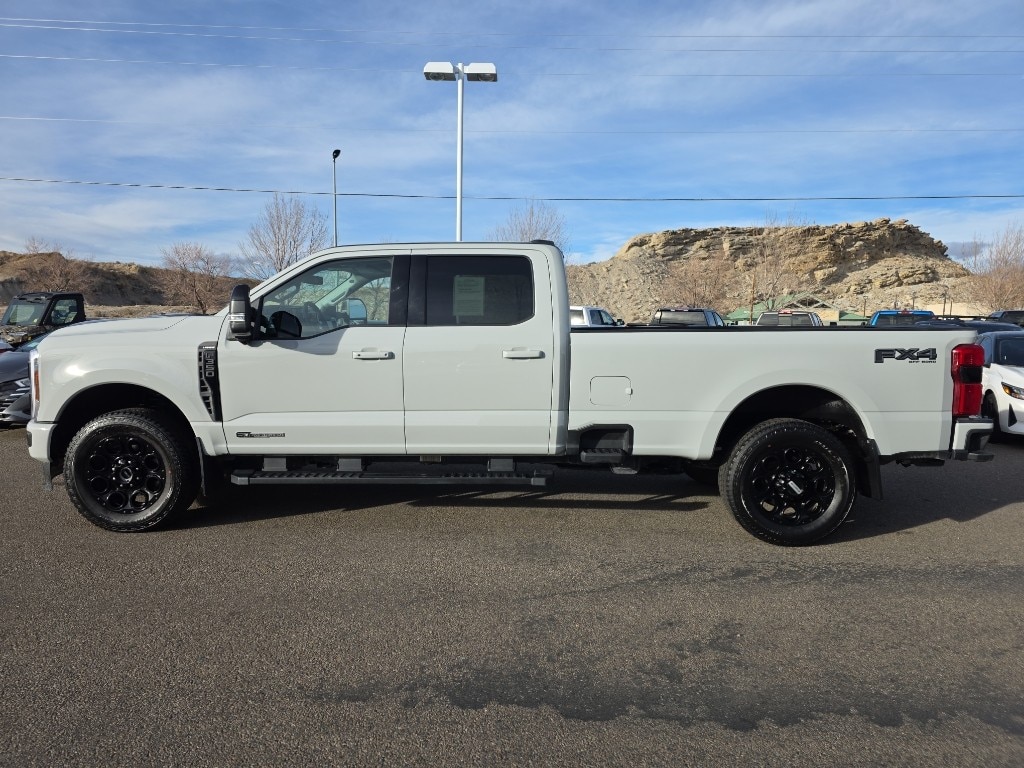 Used 2025 Ford F-350 Lariat Crew Cab