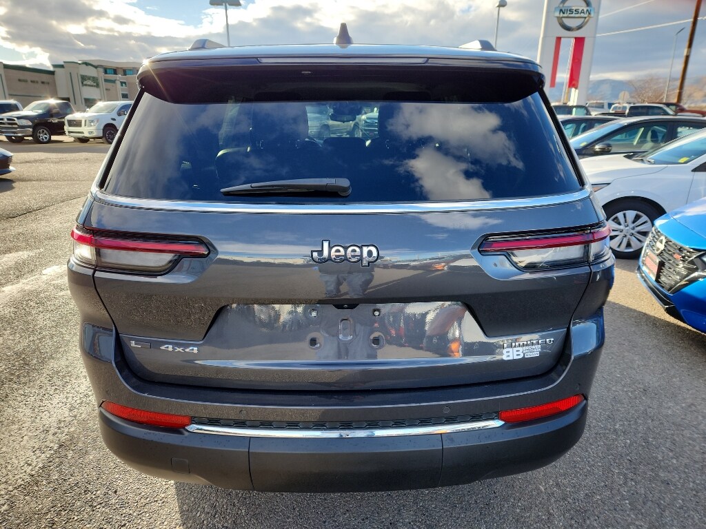 2023 Jeep Grand Cherokee Limited photo 4