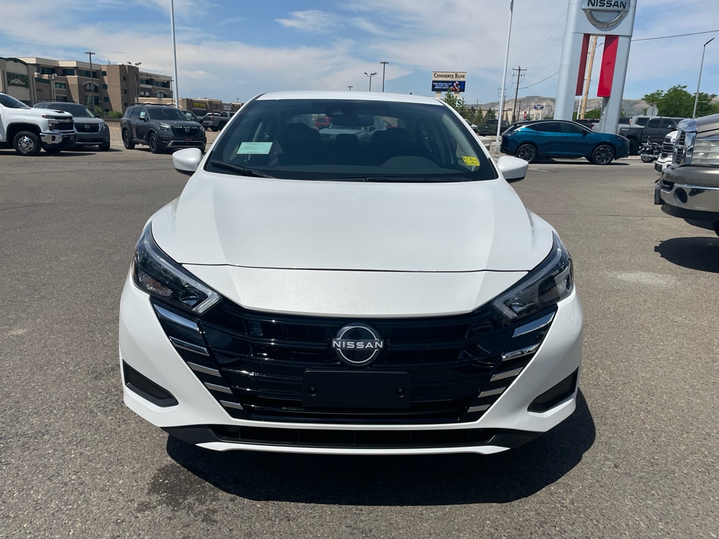 2025 Nissan Versa Sedan SV - Photo 10
