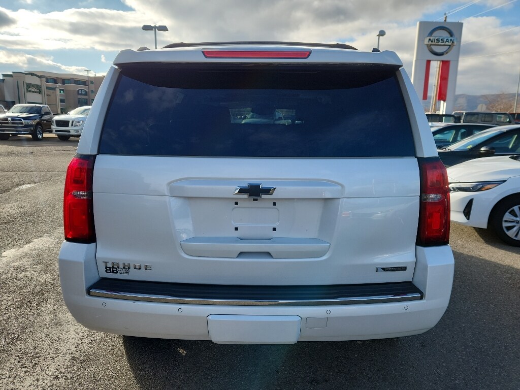 2018 Chevrolet Tahoe Premier photo 3