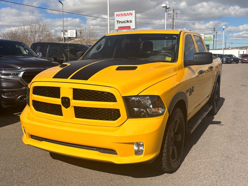 2019 RAM 1500 Classic Express Crew Cab 4x4 5'7's photo