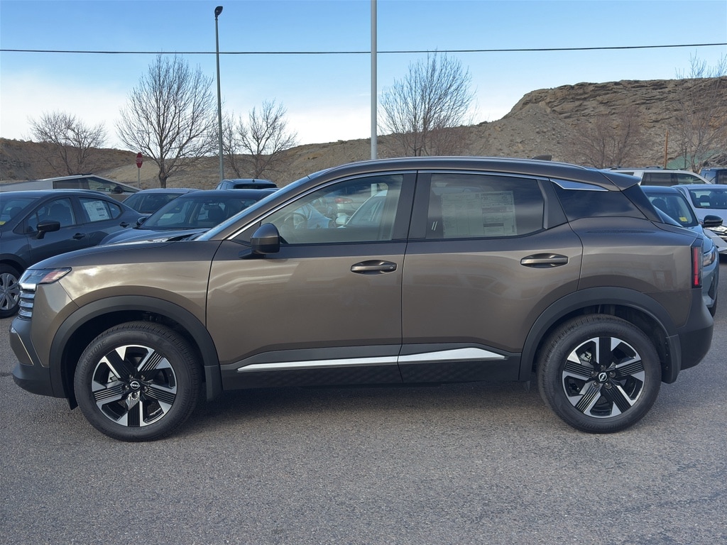 New 2025 Nissan Kicks SV SUV