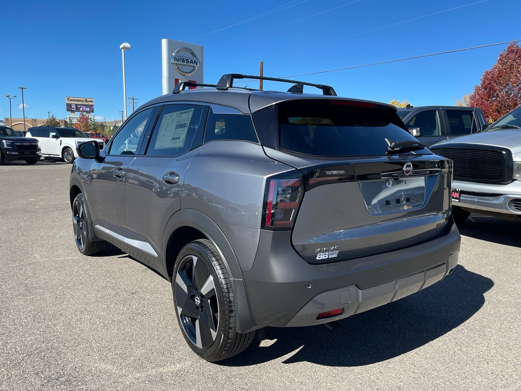 New 2026 Nissan Kicks SR SUV