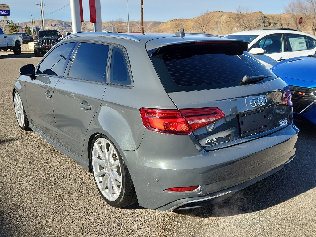 2017 Audi A3 E-tron Premium photo 3