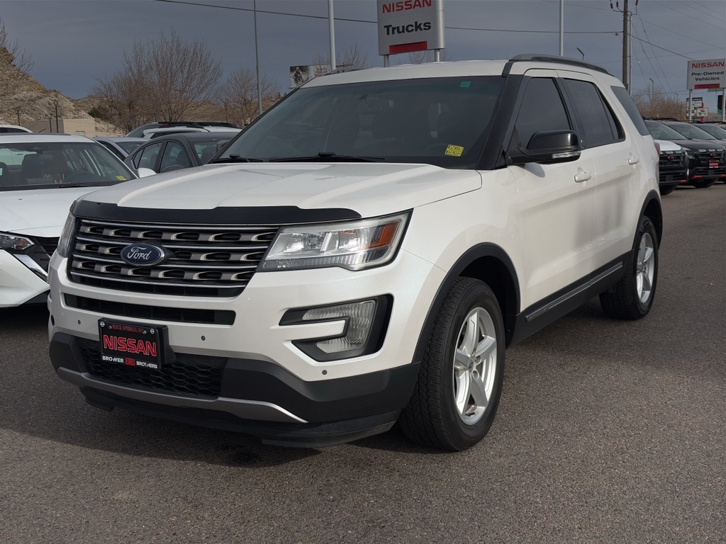 2016 Ford Explorer XLT's photo