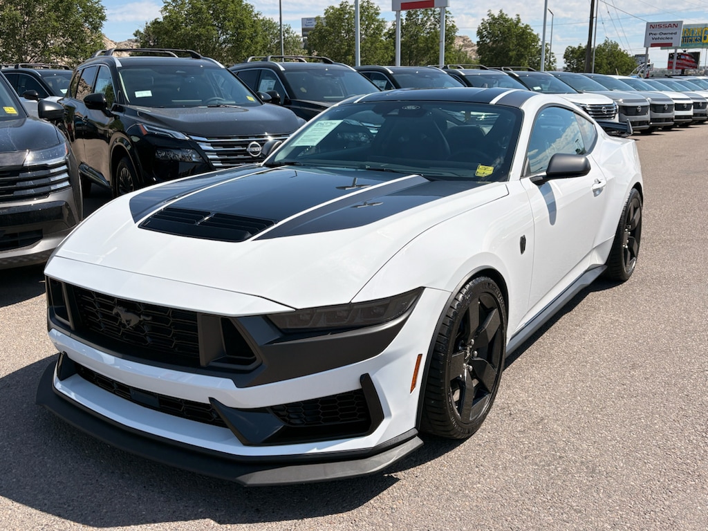 2024 Ford Mustang Dark Horse