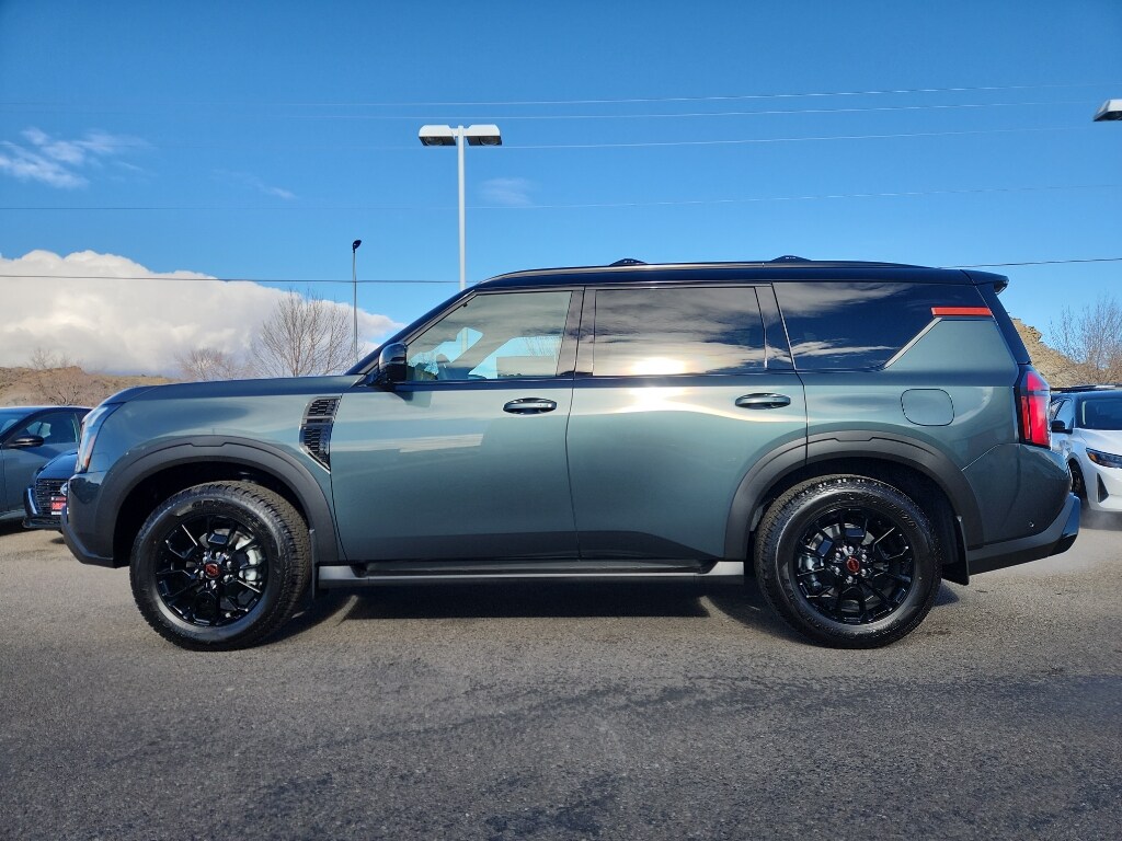 2026 Nissan Armada photo 2