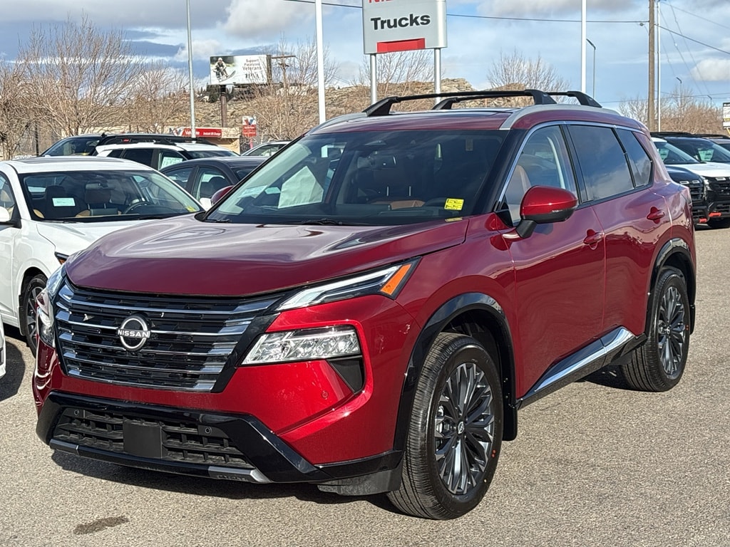 2026 Nissan Rogue Platinum's photo