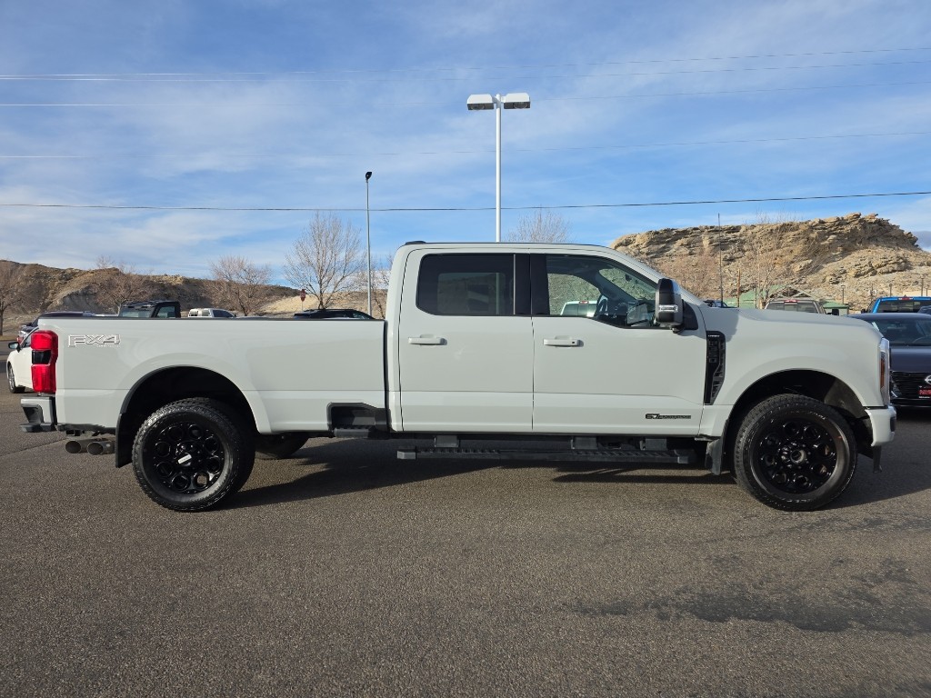 Image of 2025 Ford F-350 Lariat Crew Cab
