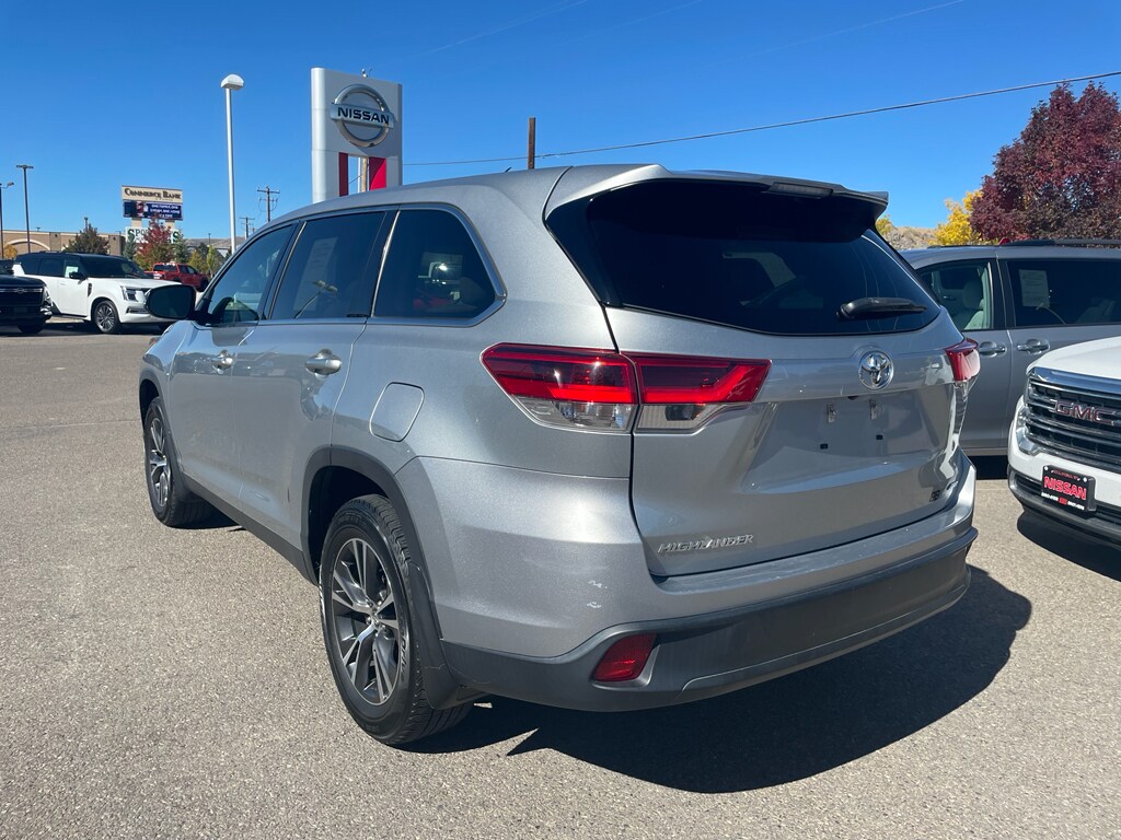 Used 2019 Toyota Highlander LE SUV