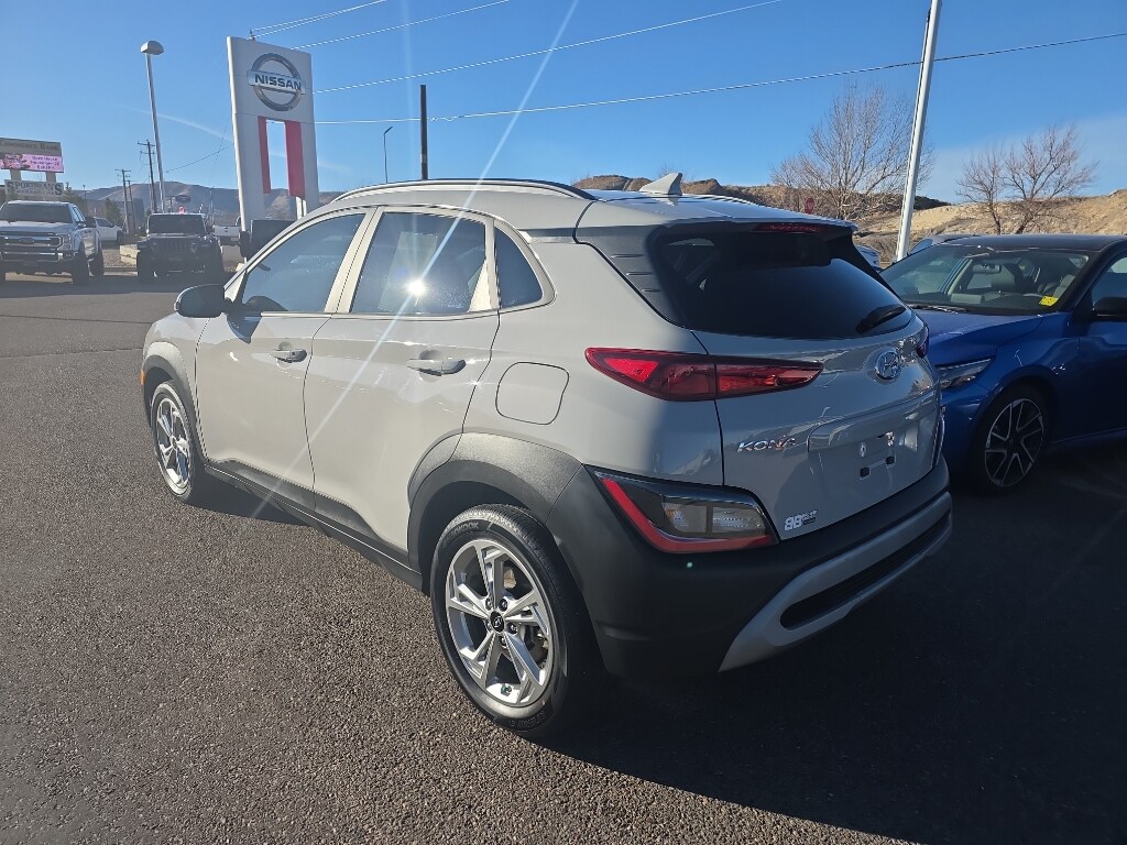 2022 Hyundai Kona SEL N Line photo 2
