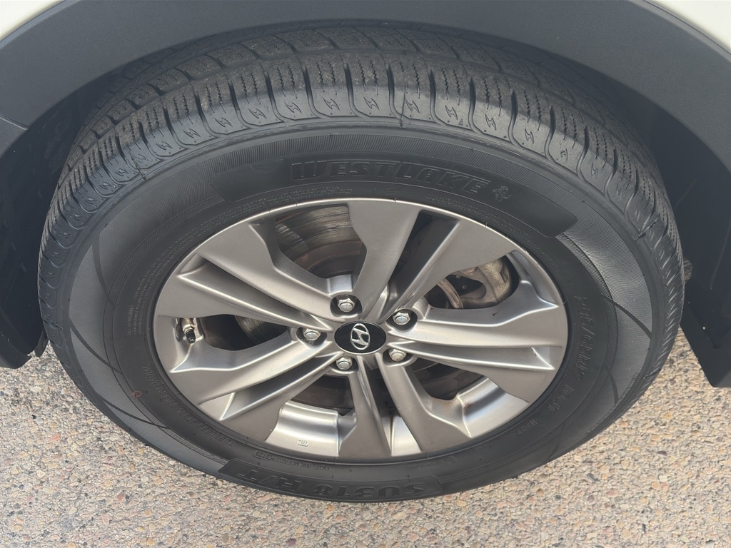 Image of 2015 Hyundai Santa Fe Sport Base Wagon