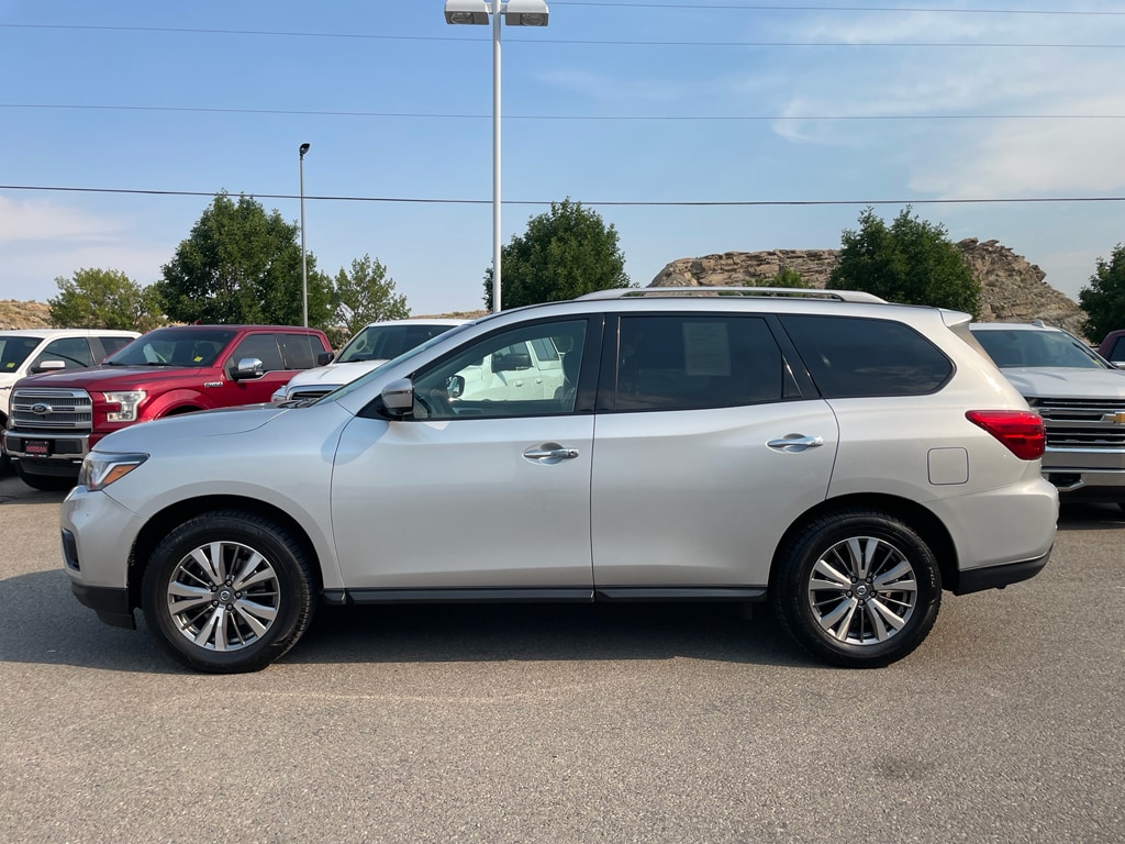 Used 2018 Nissan Pathfinder SL with VIN 5N1DR2MM6JC635350 for sale in Rock Springs, WY