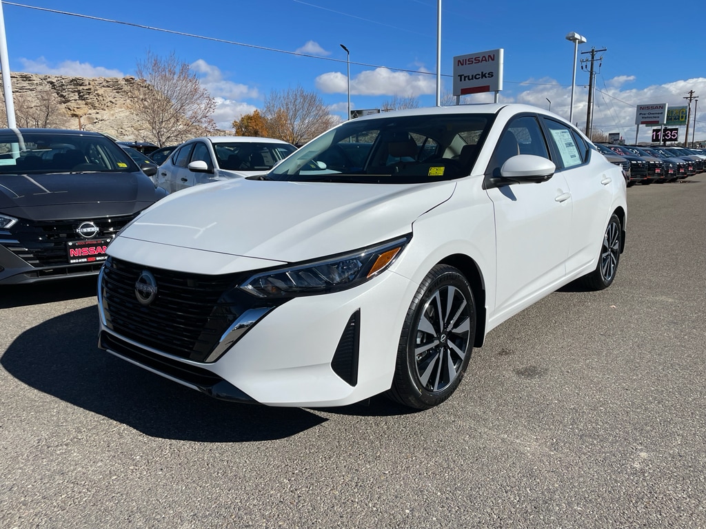 2025 Nissan Sentra SV's photo