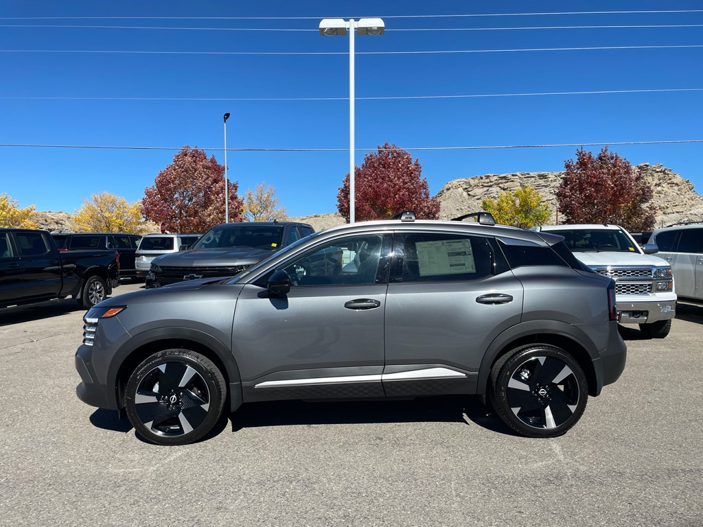 New 2026 Nissan Kicks SR SUV