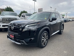 2025 Nissan Pathfinder Platinum SUV